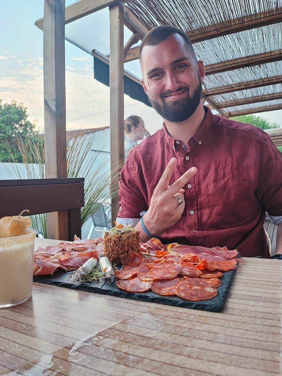 Profil von Satya